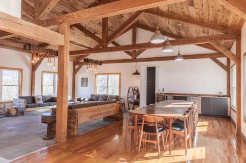 Interior Photos Web Quality-3
